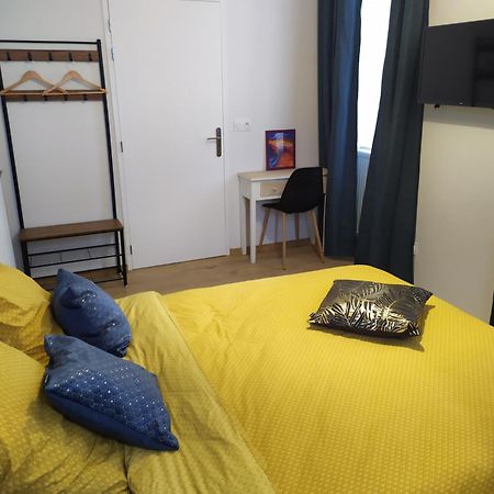 Chambres D'Hotes "Au Pied De La Bealiere" Montpezat-sous-Bauzon 部屋 写真