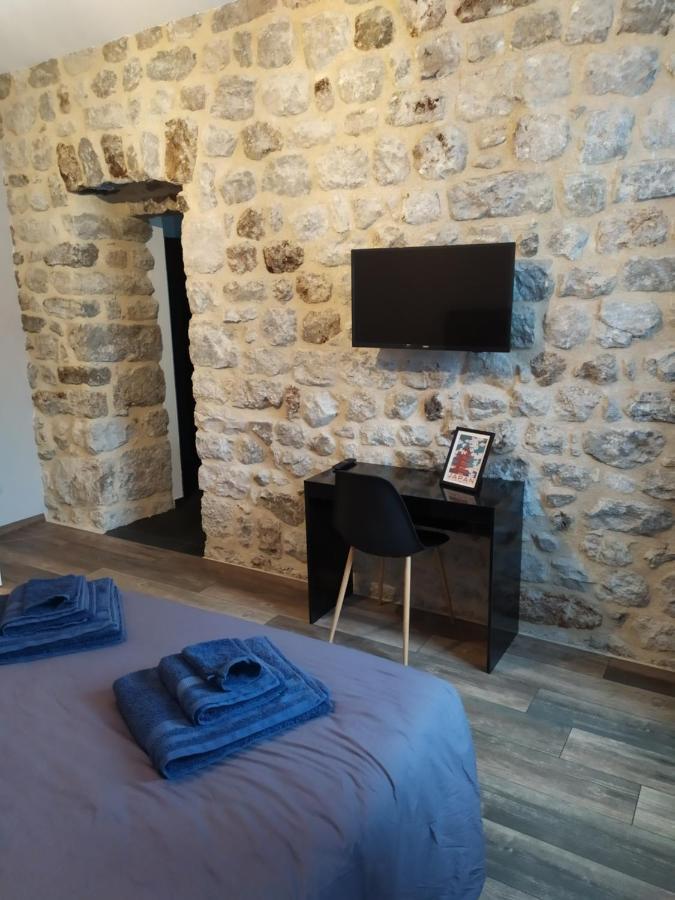 Chambres D'Hotes "Au Pied De La Bealiere" Montpezat-sous-Bauzon 部屋 写真
